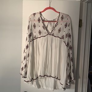 Free People long sleeve top. White/brown. Medium size. Pristine condition